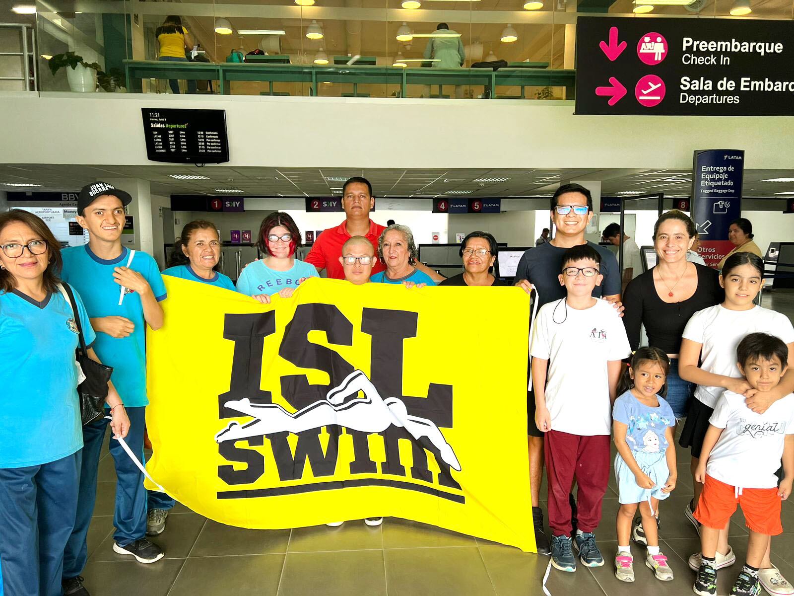 Andrea Pereyra y Kevin Juarez junto al entrenador, Wilmar Ríos dijeron que dejan en alto a Piura y al Perú.