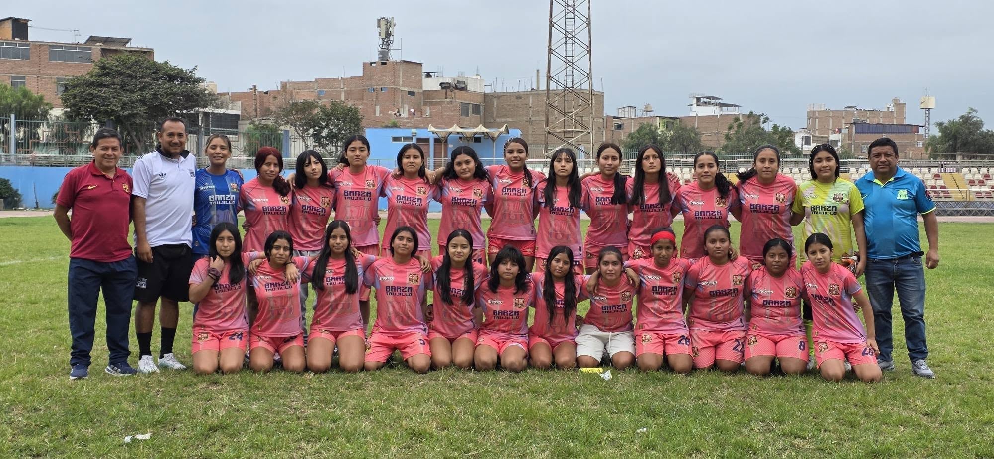 Tras golear 3-0 a Juventud del Barrio 3. Suman 15 puntos y depende de sí mismo en la última fecha para quedarse con el subcampeonato.
