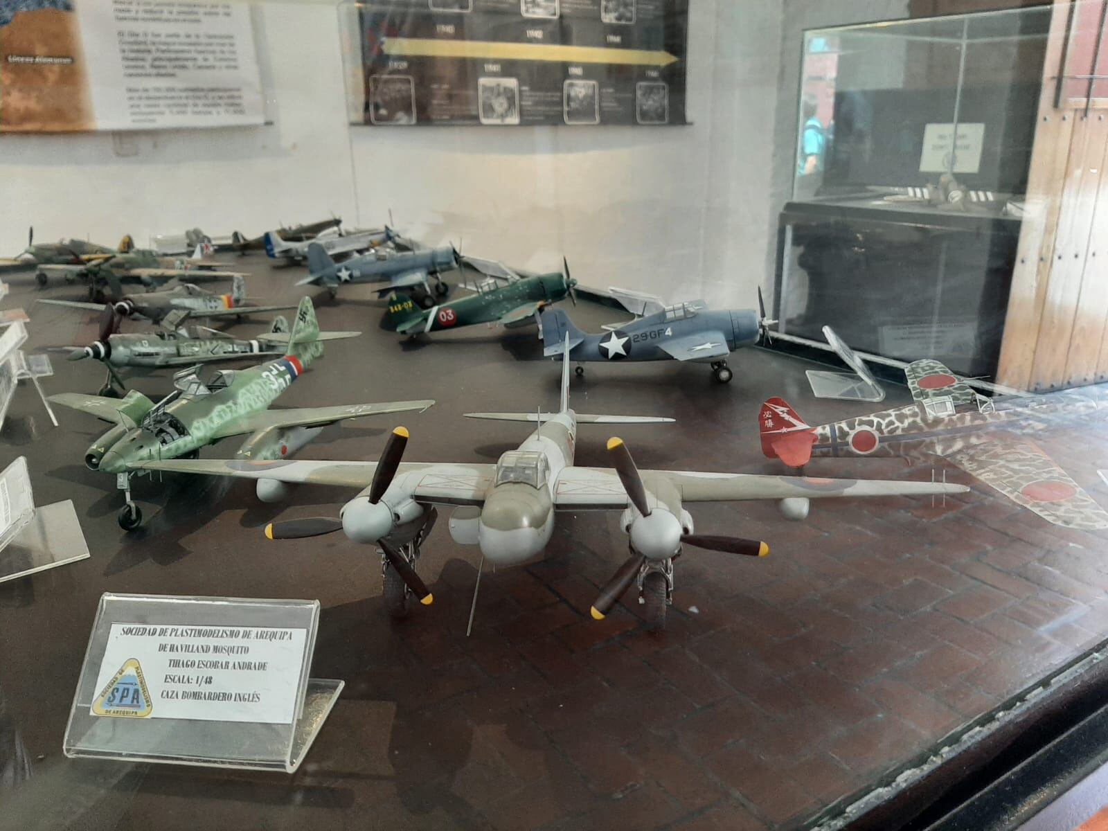 Reliquias de colección de la Segunda Guerra Mundial en exhibición. (Foto: GEC)