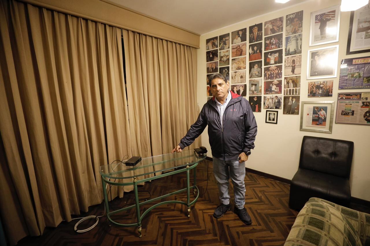 Carlos Álvarez reveló que los ladrones se llevaron hasta 25 mil soles en donaciones. Fotos: Joel Alonzo/ @photo.gec