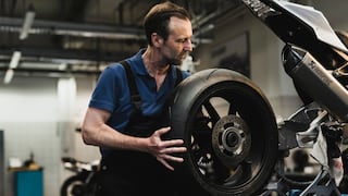 Neumáticos de moto: cinco consejos para prolongar su vida útil y conducir seguro