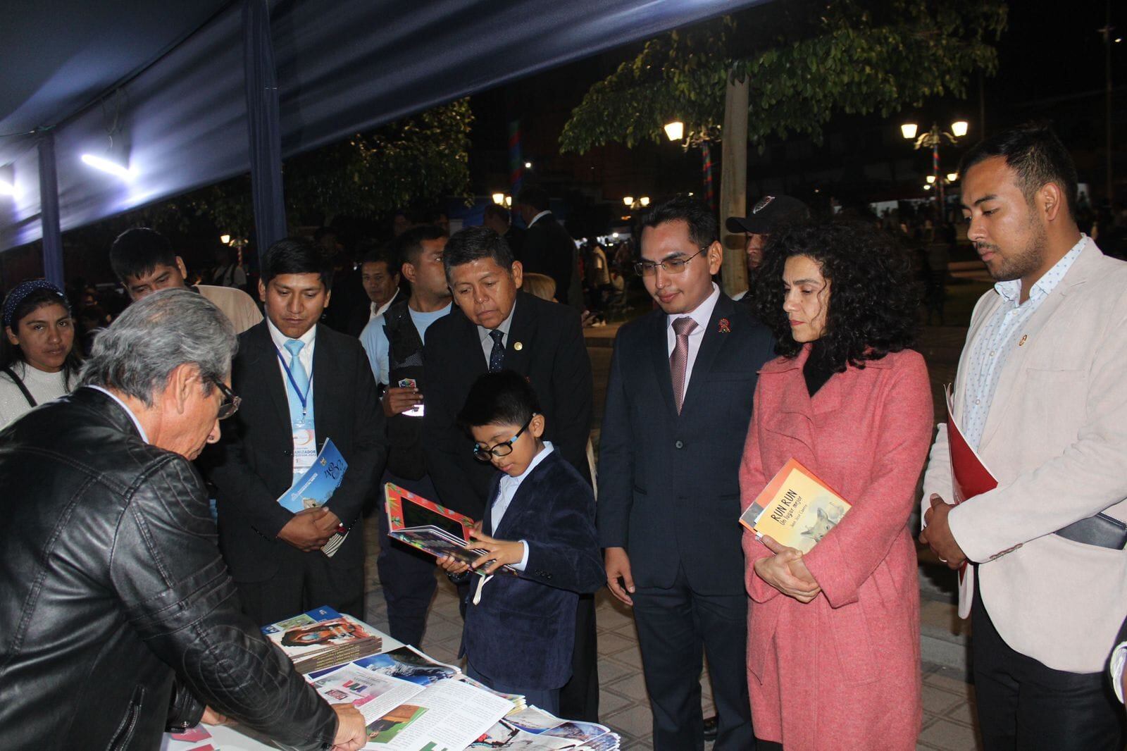 se abrió con gran algarabía la I Feria Internacional del Libro Moquegua 2023. (Foto: Difusión)