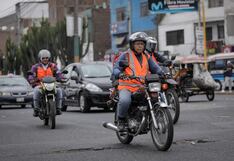 Motociclistas esperan que se deje sin efecto norma para uso obligatorio de chalecos y cascos certificados