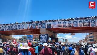 Multitudinaria movilización tras cumplirse un año de la muerte de 18 personas en Puno
