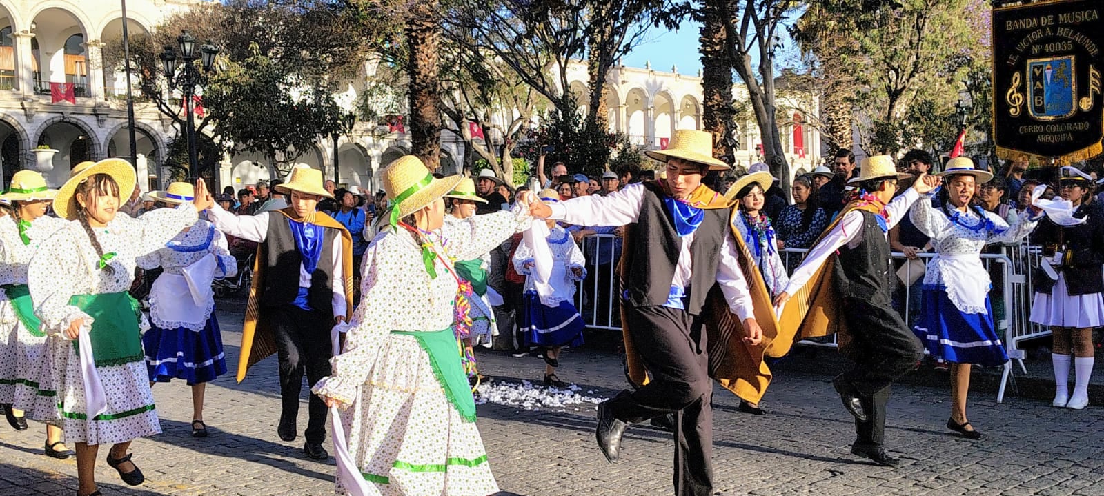 Bandas Escolares por el Aniversario de Arequipa. Foto: Municipalidad Provincial de Arequipa.