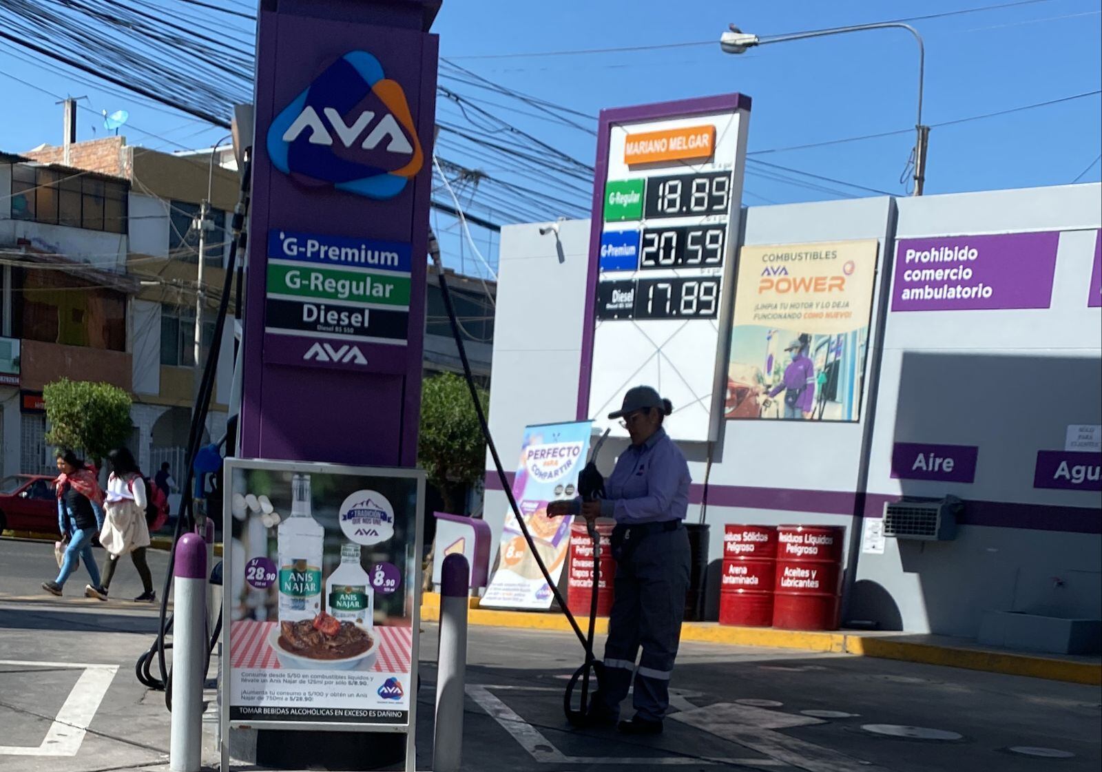 Correo recorrió diversos distritos para consultar los precios de combustibles. (Foto: GEC)