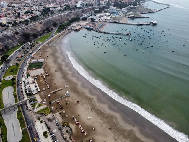 Cierran de la playa Agua Dulce por limpieza y fumigación (Foto: Julio Reaño/GEC)