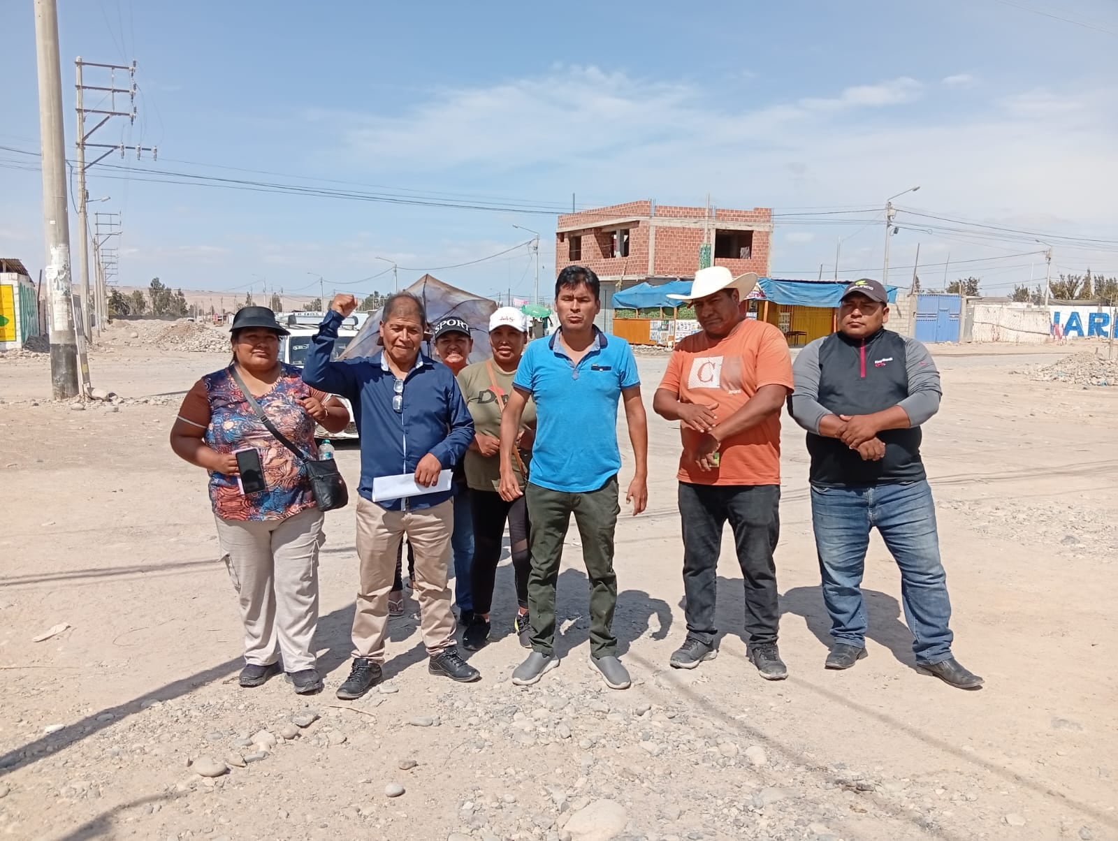 Dirigentes se reunieron en el sector de "La Franja" en el Promuvi Señor de los Milagros. (Foto: Adrian Apaza)