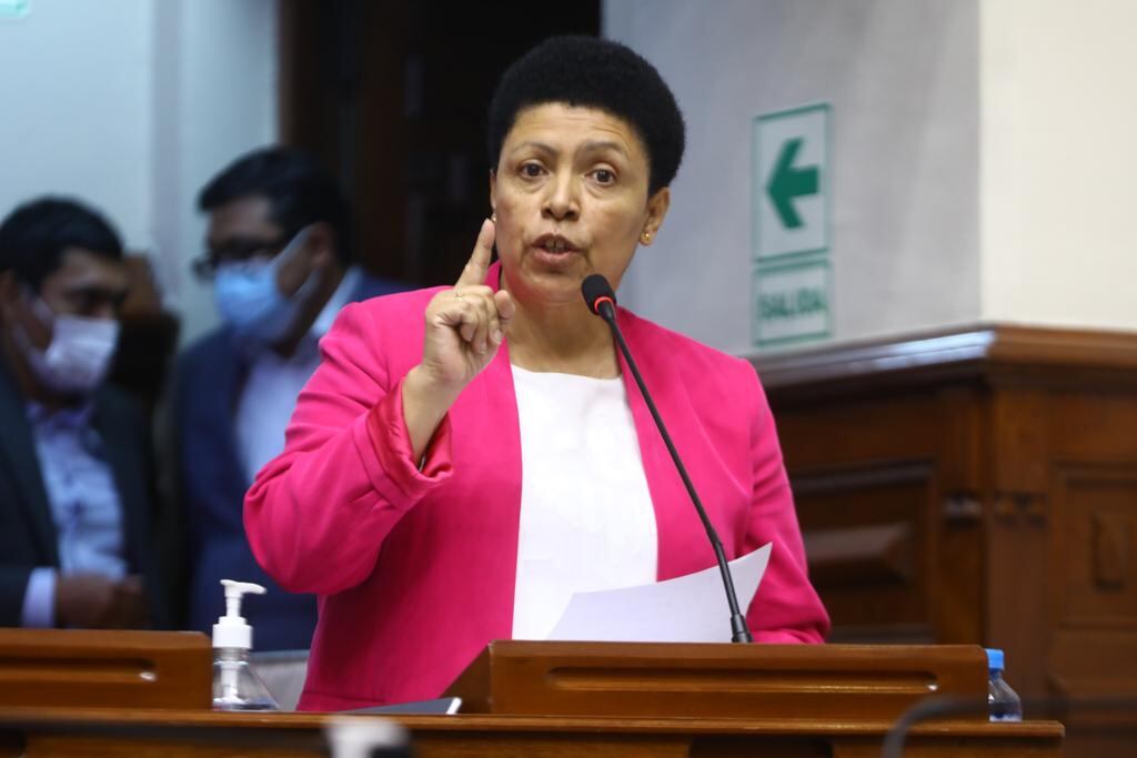 Legisladora destaca que no solo la camarada “Vilma” conspira a favor de tal movilización, también la excandidata presidencial de Juntos por el Perú