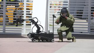 Arequipa: Presentan robot para prevenir atentados en Perumin 36 (EN VIVO)