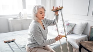 Cada vez hay más adultos mayores en Perú: ¿cuándo una caída puede ser una emergencia?