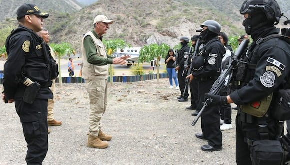 El titular del Ministerio del Interior (Mininter), Víctor Torres, informó que 150 efectivos de la Policía Nacional fueron desplegados en Pataz. Foto: Mininter