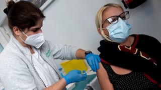 España autoriza 4ª dosis de vacuna contra el COVID-19 a personas muy vulnerables