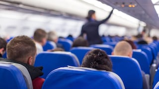 Proyecto de ley busca que se prohíba el cobro de montos extras por asientos en vuelos aéreos, ¿en qué consiste?