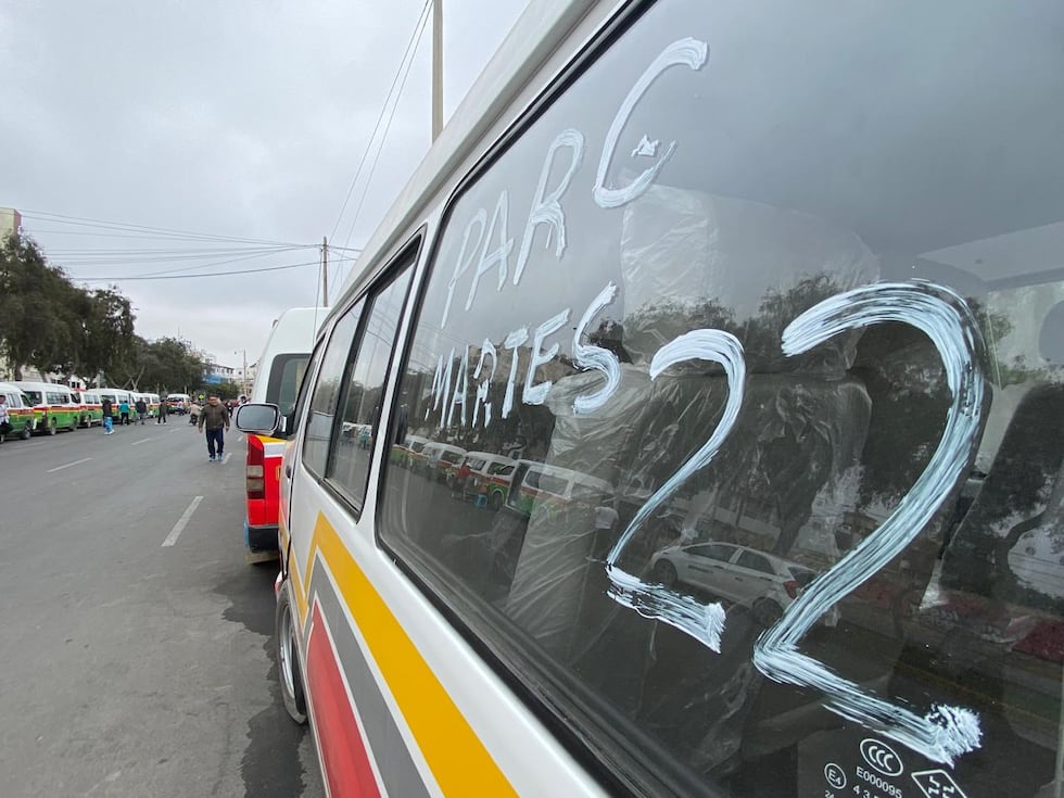 Transportistas se sumaron al paro del martes 22 de octubre en Trujillo.