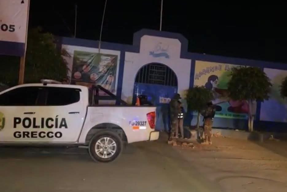 Se ejecuta una obra de mejoramiento del centro educativo, cuyo presupuesto es de S/58 millones y los criminales estaría exigiendo un cupo.