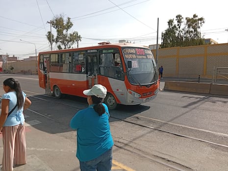 Tacna: Usuarios advierten alza de pasajes en buses de transporte urbano
