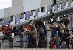 Aeropuerto Jorge Chávez: Huelga de controladores aéreos provoca retrasos y cancelaciones de vuelos (VIDEO)