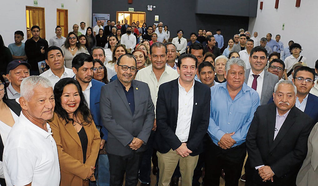 Desde Trujillo, el presidente del Senado sostuvo que el “gran cambio” anunciado por la mandataria ya “arrancó”.