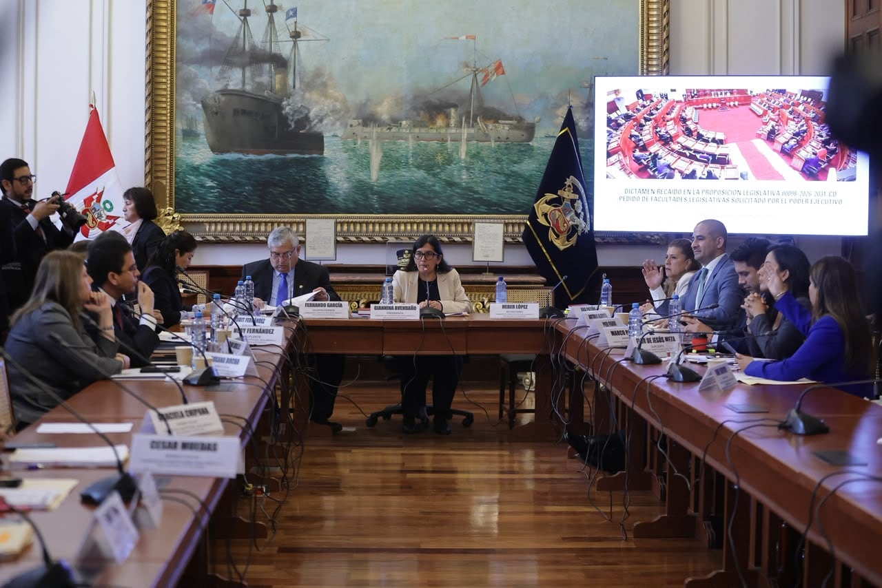 Comisión de Constitución: Se entrampa pedido de facultades legislativas