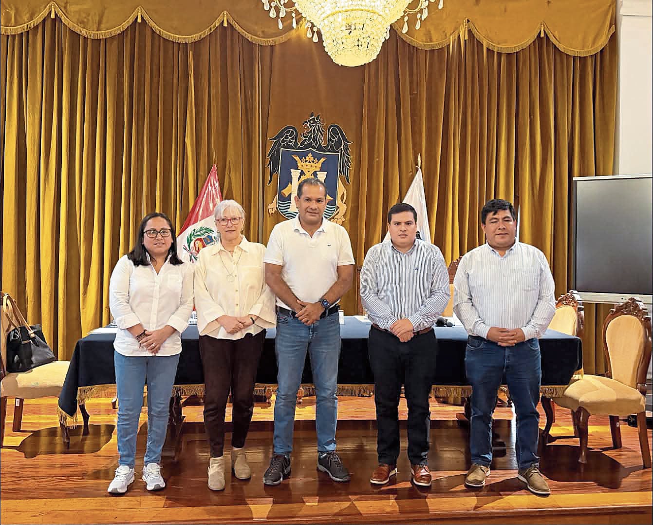 Legisladores acordaron impulsar proyectos a beneficio de liberteños. Geanmarco Quezada coordinará a este grupo de trabajo.