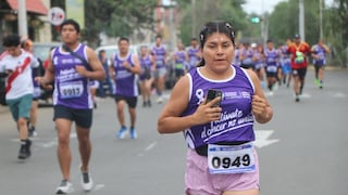 Trujillo: Yarit Valles y Cinthia Cayo ganaron la Maratón 7K “Actívate, el Cáncer no Avisa”