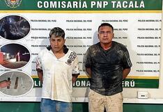 Vecinos golpean y queman moto de extorsionadores en Piura