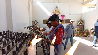 Tacna: Devotos claman por el bienestar de sus familias a Virgen de Copacabana