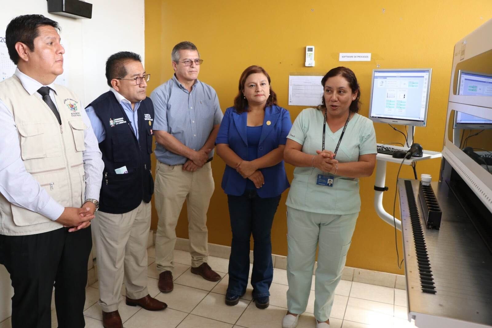 En el hospital distrital de Víctor Larco ya está en funcionamiento el moderno laboratorio de biología molecular para descartar el VPH, una inversión importante que hizo el Gobierno Regional en el sector salud.