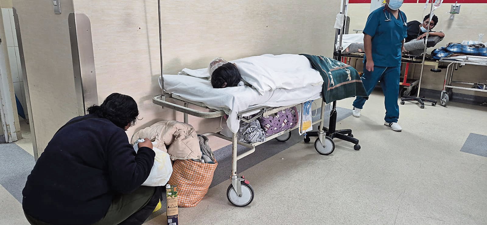 Ambas personas fueron llevadas al hospital Honorio Delgado Espinoza de Arequipa. Foto: GEC.