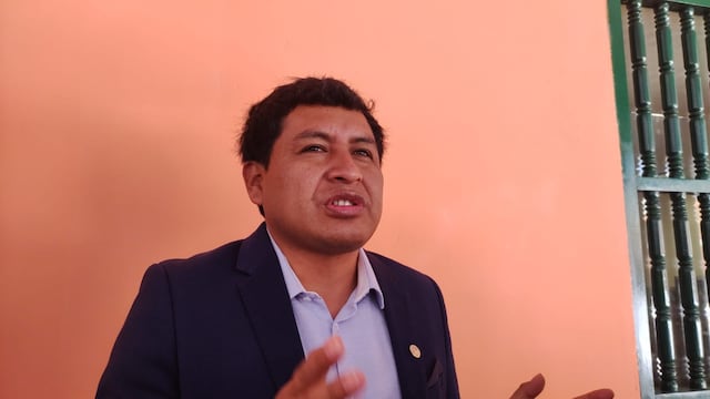 Consejero por Huamanga calificó de ‘tardío’ observaciones de la vicegobernadora a la gestión de Carlos Rua