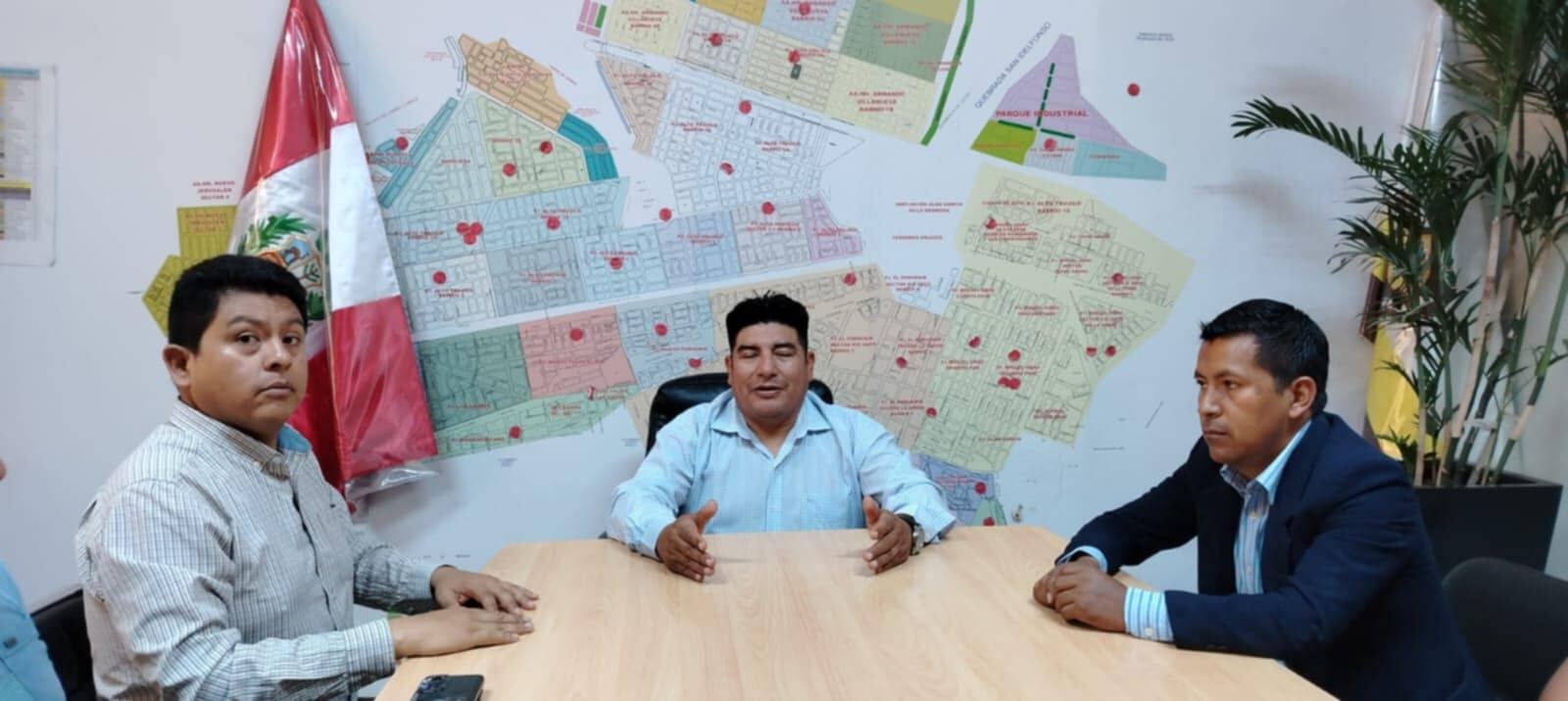 Burgomaestre sostiene que toda labor de fiscalización es bien recibida por la comuna y por la población en general, ya que ayuda a transparentar su gestión. Pidió no mal informar a la población.