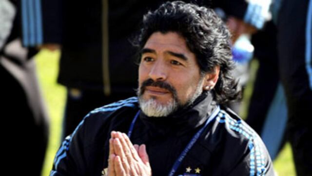 Maradona se ofrece a trabajar con Guardiola una semana