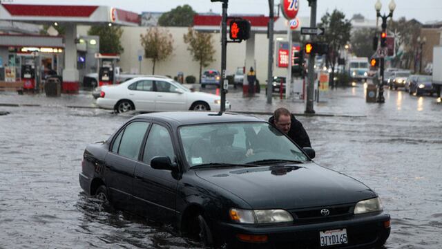 ​El peor temporal en cinco años causa estragos en California (EE.UU.)