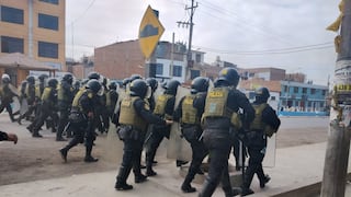 Tensión en Arequipa: PNP desbloquea la Panamericana Sur tras choques con mineros informales en Chala (FOTOS Y VIDEO)