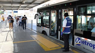 Metropolitano: Muñoz plantea que Ejecutivo asuma parte del costo de cada pasaje para evitar suspensión del servicio