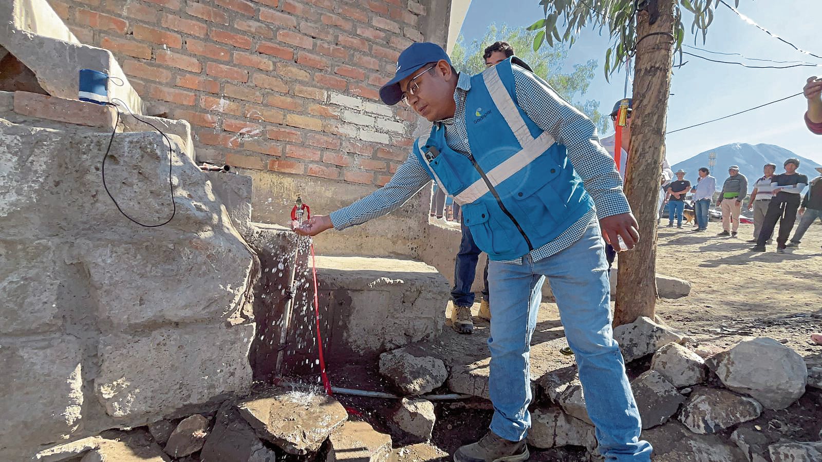 Obra de conducción de agua potable beneficiará a vecinos de la zona de Characato. Foto: Referencial.