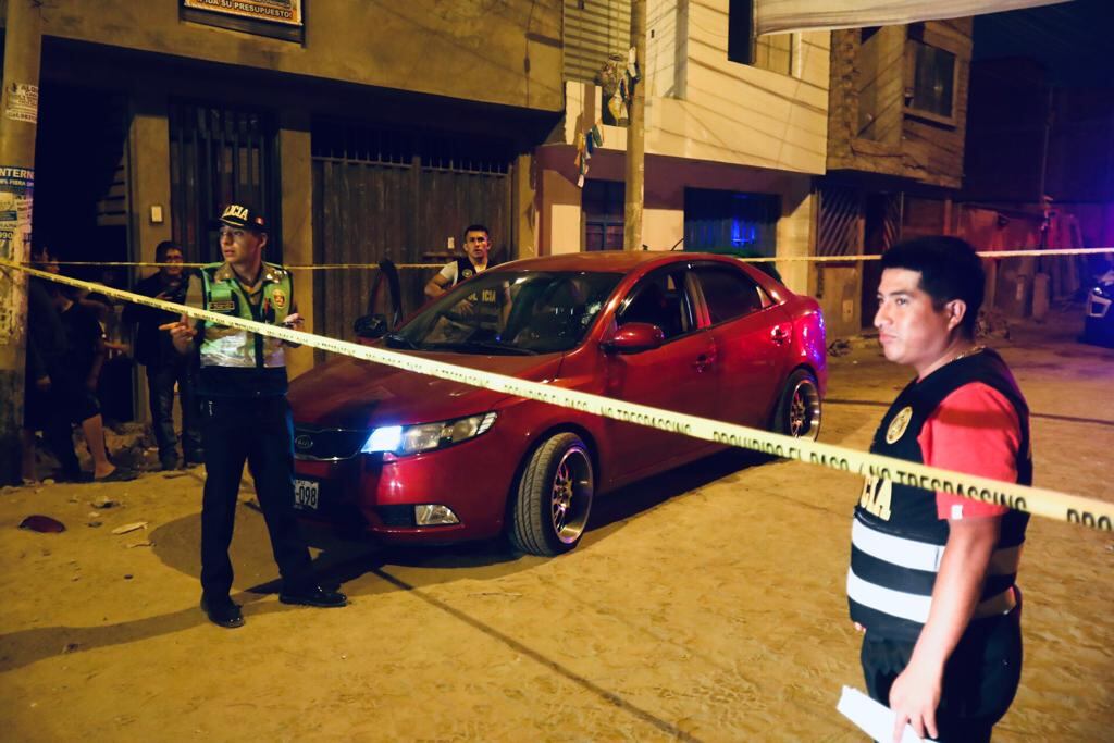 Villa El Salvador: Una pareja fue asesinada a balazos dentro de un vehículo. (Foto: César Grados @photo.gec)