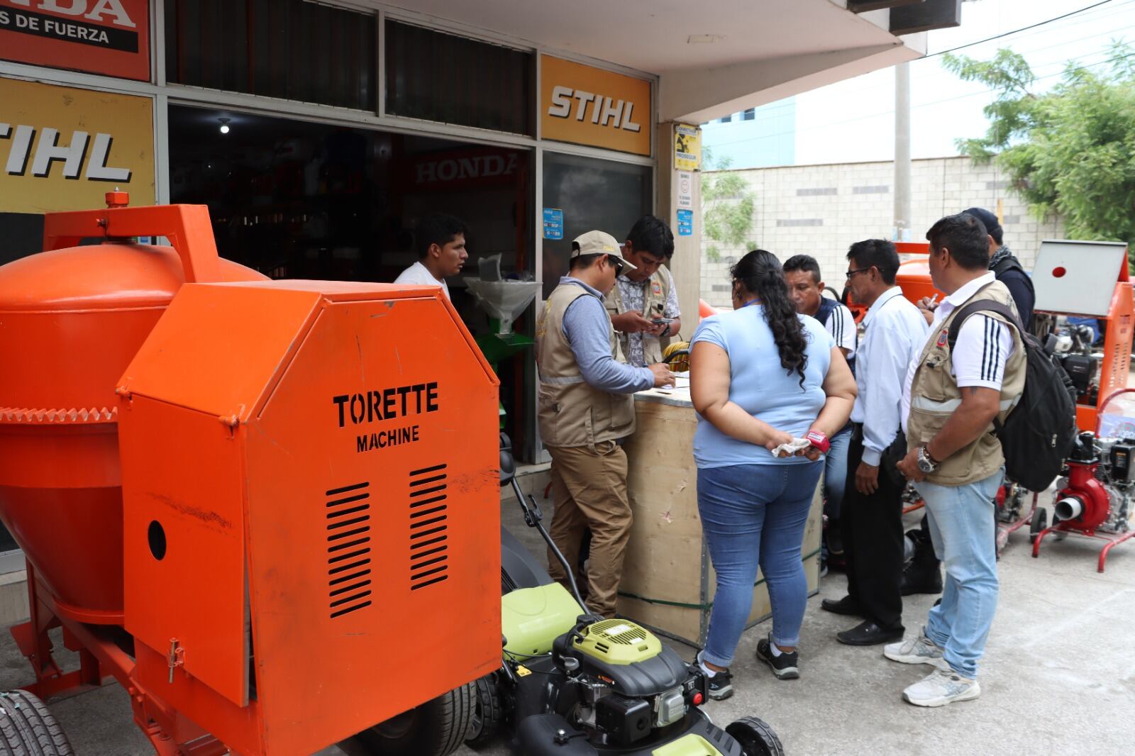 Clausuran y multan a locales por carecer de certificados de seguridad en Piura