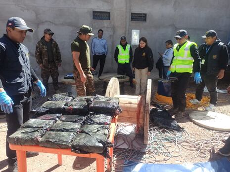 Puno: decomisan más de 100 kilos de marihuana camuflada en carretes de cuerda (VIDEO)