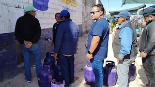 Aumenta precio del balón de gas y pobladores hacen colas en Arequipa