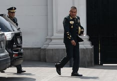 Comandantes de la Policía y del Ejército ingresan a Palacio para reunirse con José María Balcázar