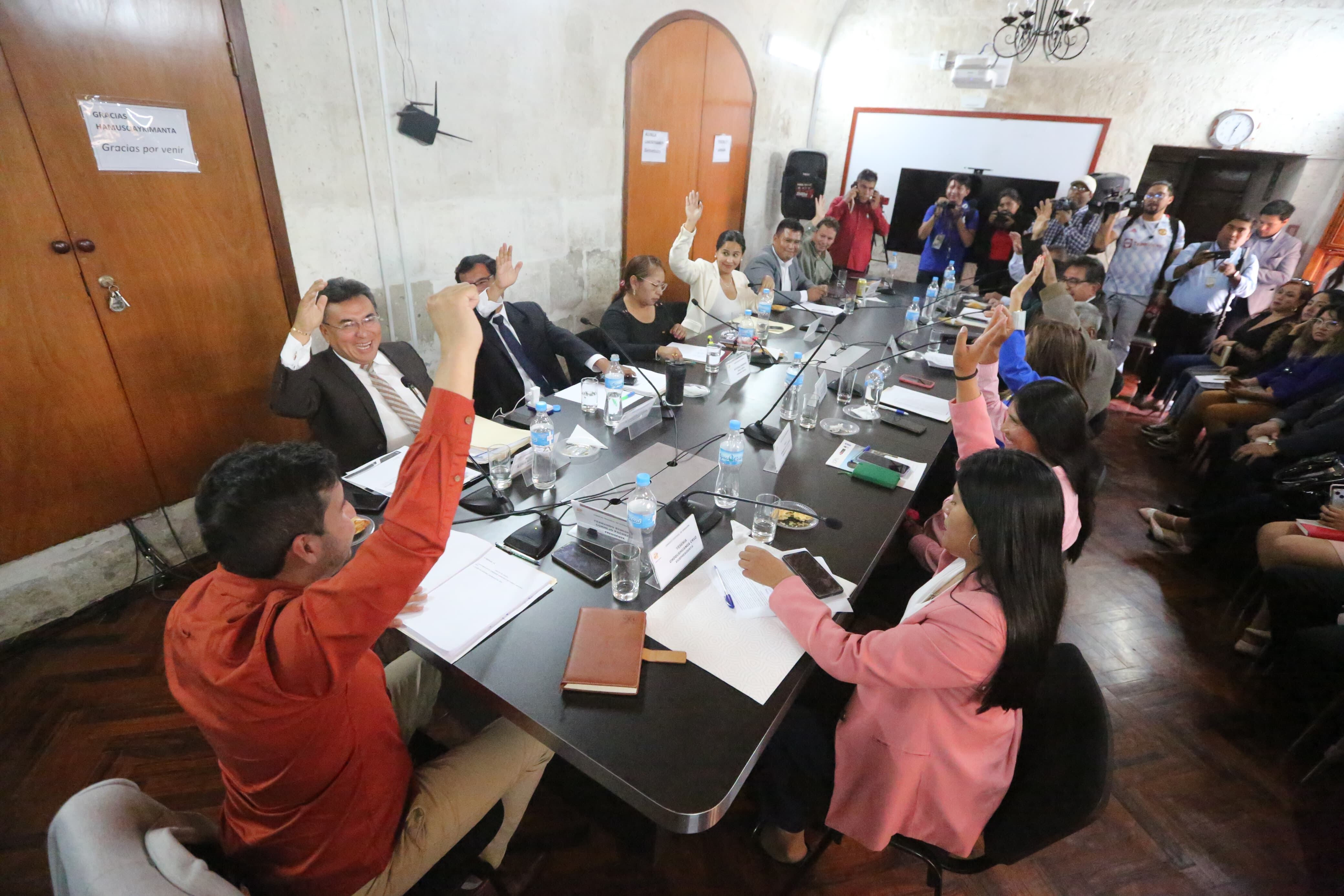 Los consejeros aprobaron las comisiones que previamente consensuaron (Foto: Leonardo Cuito)