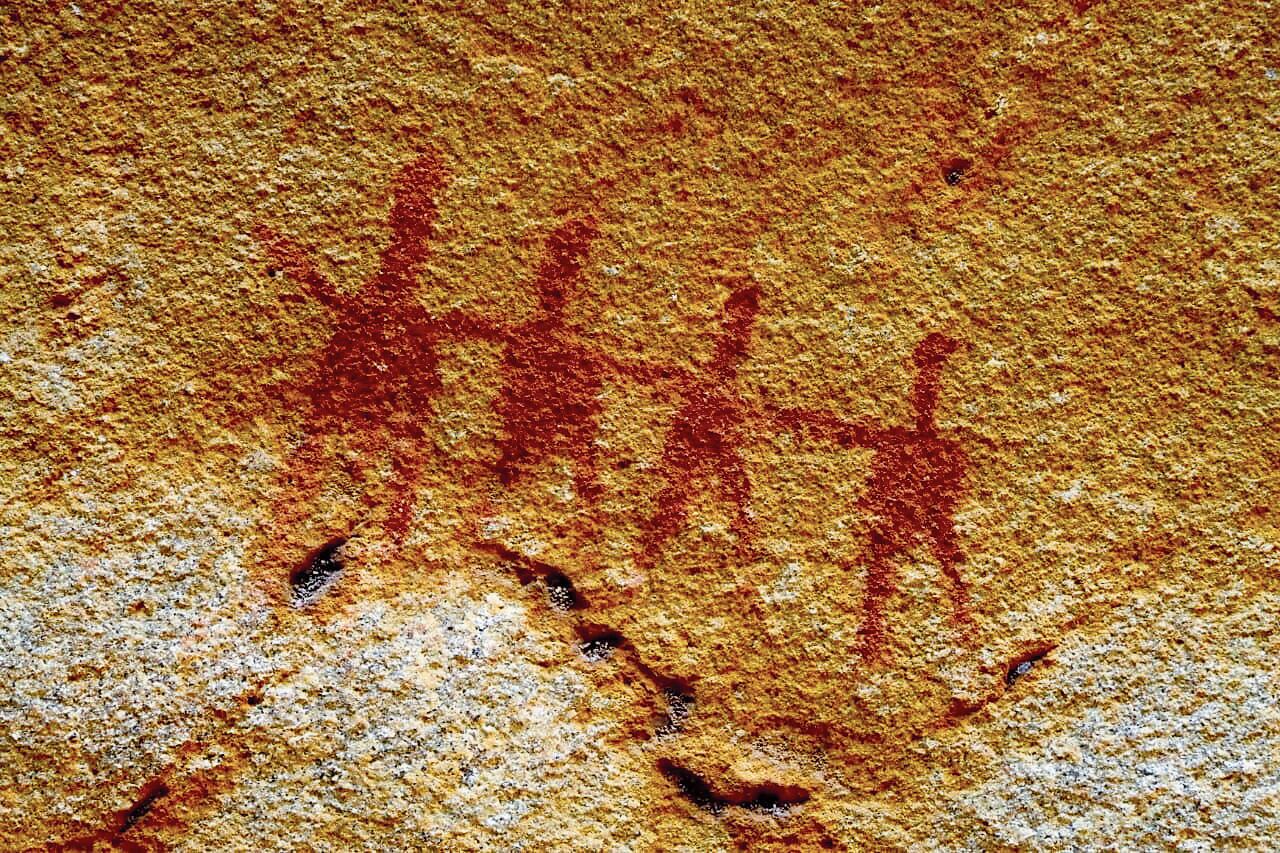 Enigmáticas pinturas rupestres.