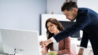 Empresas peruanas apuestan por digitalizar el control de asistencia para reducir costos y mejorar eficiencia