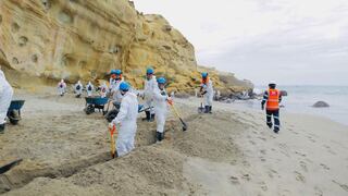 Petroperú afirma haber concluido limpieza tras derrame en playas de Talara