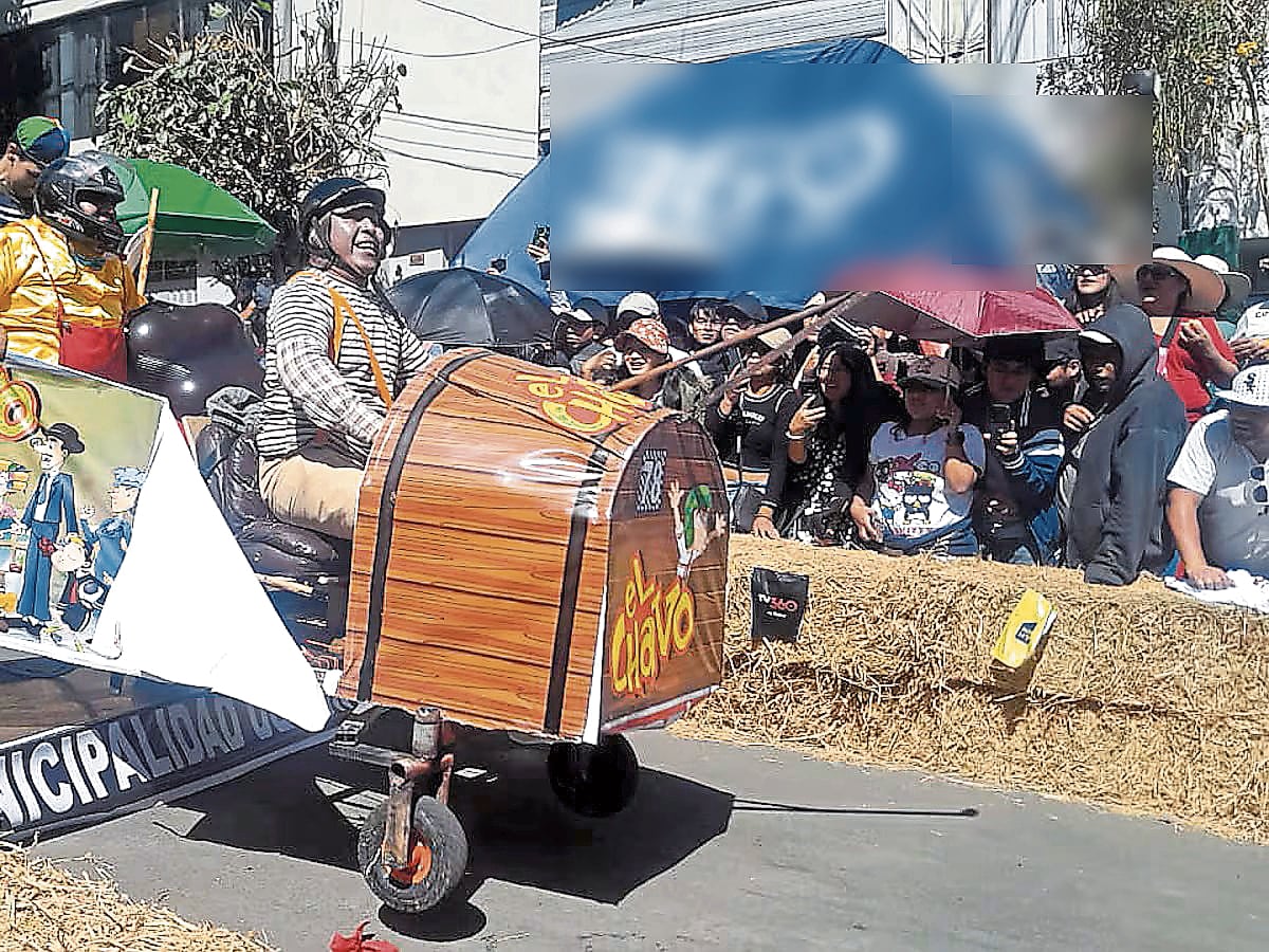 La competencia de carros lonccos se basa en la creatividad por el 486° Aniversario de Arequipa. Foto: GEC.