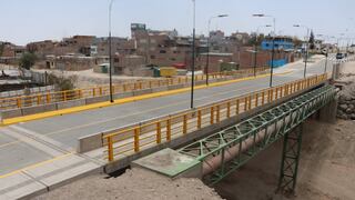 Arequipa: No aperturan tránsito vehicular en puente Añashuayco II por dos viviendas en medio