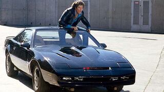 David Hasselhoff confirma que vuelve “El auto fantástico” 