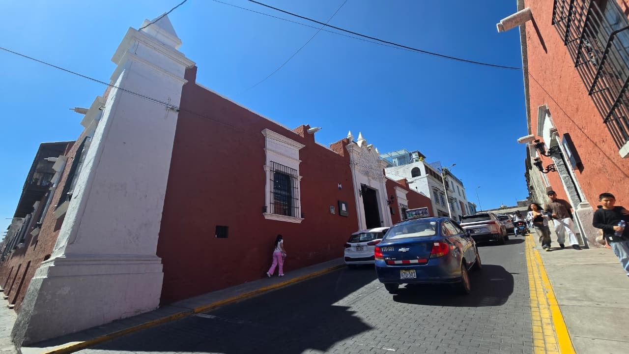 Antigua ruta de plata en Arequipa. Primera cuadra de la calle Ugarte. (Foto: Yunsu Pariapaza/@photo.gec)